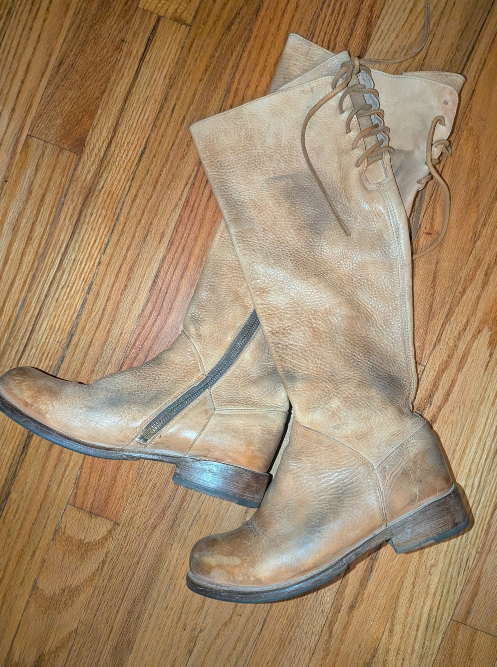 Bed Stu Tall Lace Up Leather Boots Womens Size 7.5 Tan Distressed Bench Made Sid